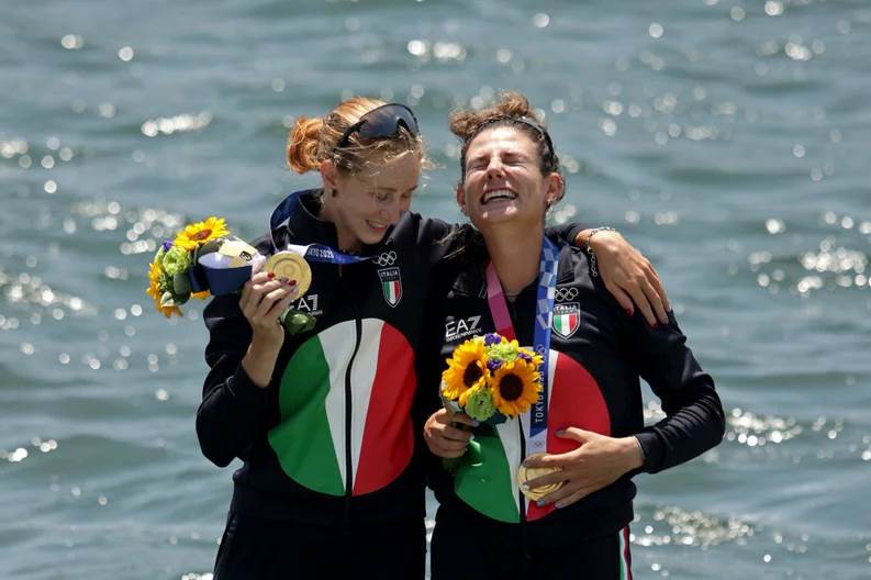  Las flores que reciben los medallistas de Tokio 2020 encierran un triste, pero emotivo mensaje 
