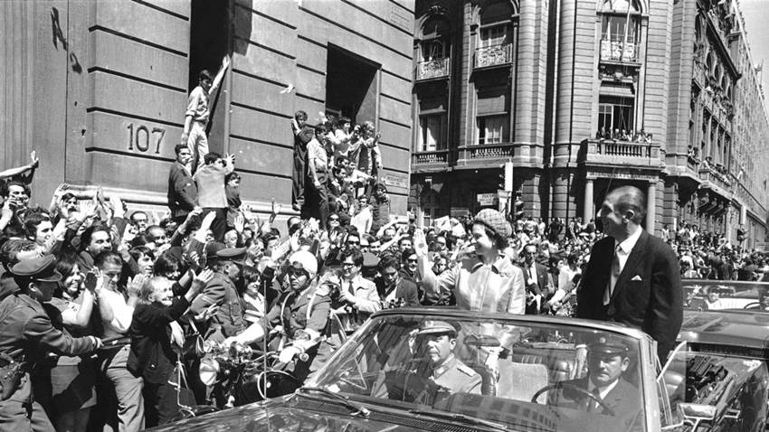 En Fotos | En 70 años de reinado, 5 países de las Américas recibieron a Isabel II