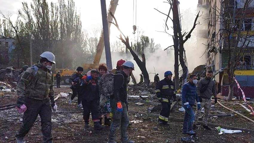 En vivo
17 muertos y decenas de heridos en ataque contra Zaporizhzhia en Ucrania
