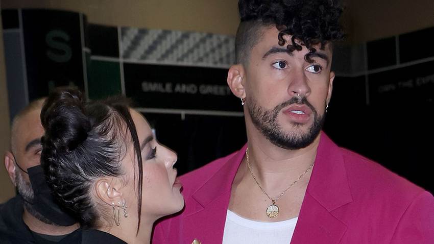 Bad Bunny continúa con su tour de amor con Gabriela Berlingeri, ahora rumbo a Japón