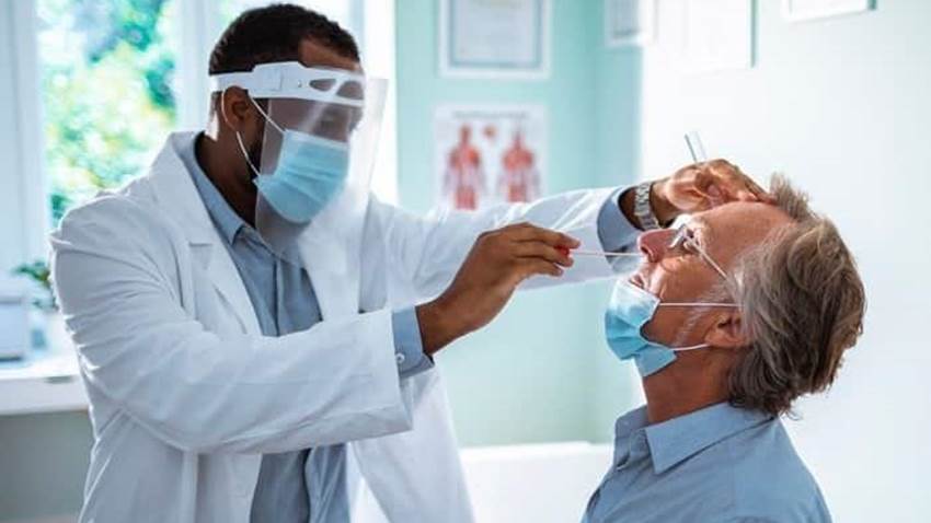 Tasa de positividad por COVID-19 alcanza nivel récord en poco tiempo en Puerto Rico