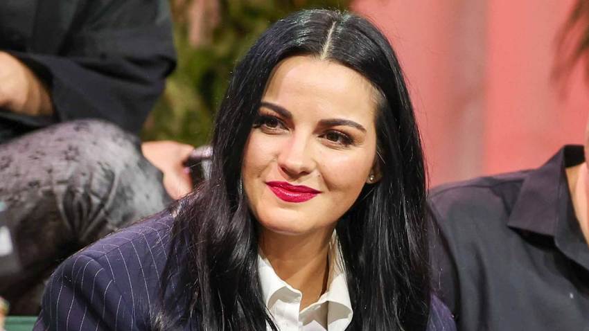 Maite Perroni y su elegante respuesta al ser cuestionada por la maternidad de Claudia Martín