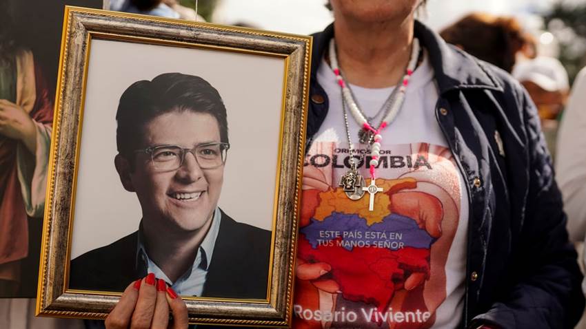 El estado de salud del senador Miguel Uribe se revierte a “una condición crítica”