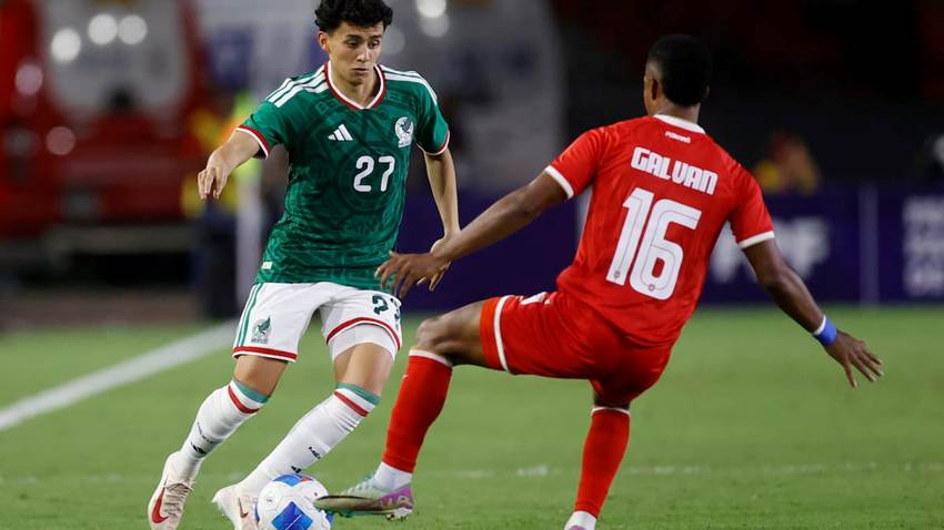 Una entumecida selección mexicana se estrena en el año mundialista con una victoria 0-1 contra Panamá