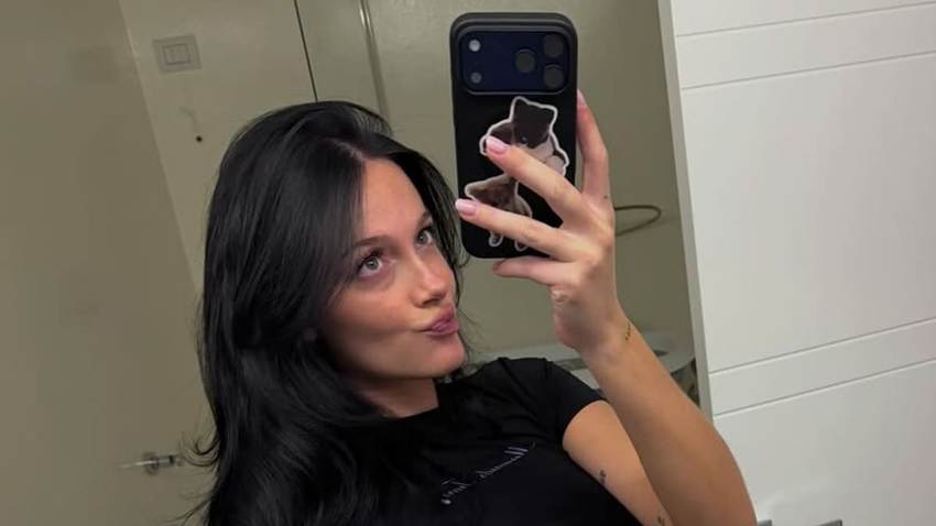 Oriana Sabatini comparte la primera foto de su hija Gia en brazos, a una semana de su nacimiento