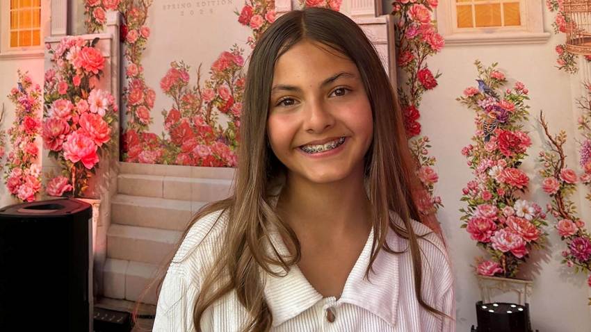 Rafaela, la hija de Cristian Castro, hace su debut en la radio y envía un mensaje a su papá