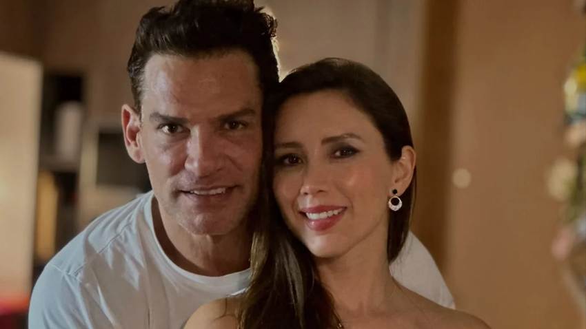 Cristián de la Fuente, enamorado, presenta a su novia ante las cámaras: 'Ella me recogió del suelo'