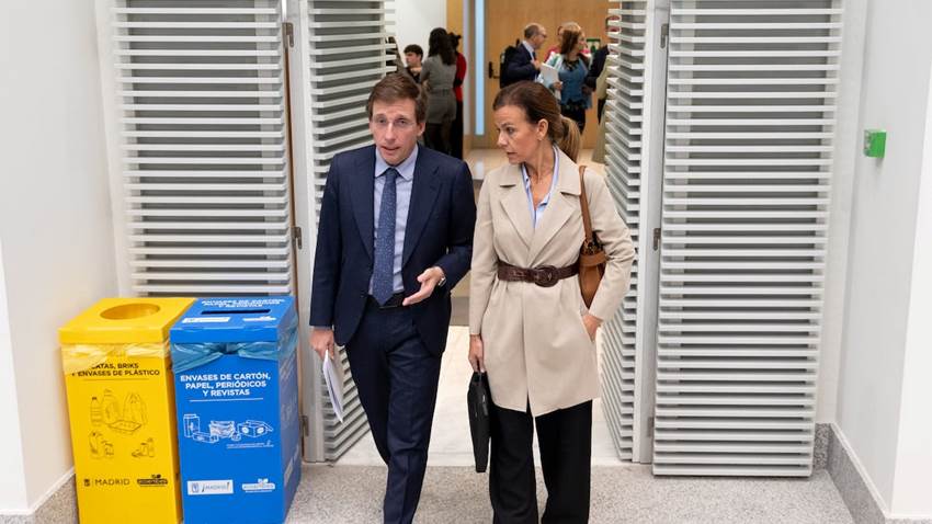 Almeida admite el “empeoramiento” del servicio de limpieza de Madrid y anuncia un refuerzo de 300 trabajadores