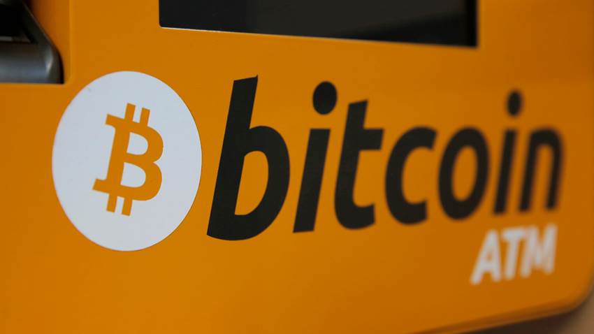 Autoridades estadounidenses arrestan a operador de criptomoneda en la web oscura