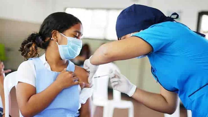 Colombia redujo de 6 a 4 meses la aplicación de la vacuna de refuerzo contra la COVID-19