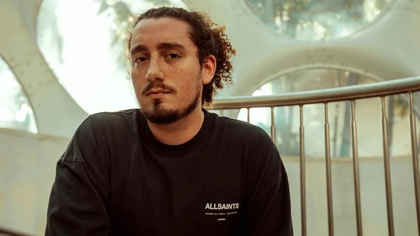 CONOSUR: una voz chilena que presenta su nuevo álbum llamado 'self-title'