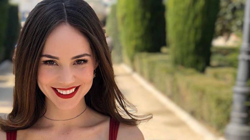 Camila Sodi, más rubia que nunca y con un mensaje de amor