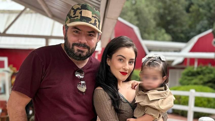 Paola Dalay y José Eduardo Derbez celebran dichosos el segundo cumpleaños de su hija Tessa