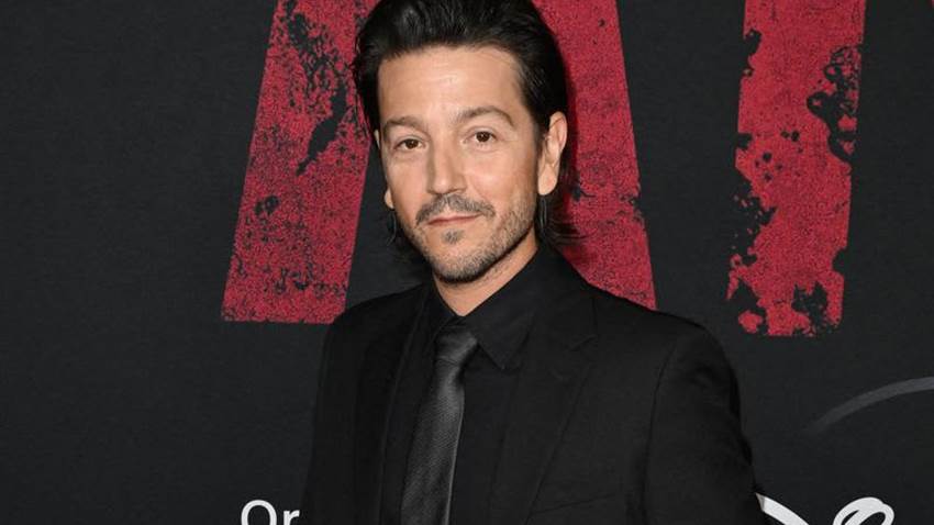 Ha fallecido el padre de Diego Luna