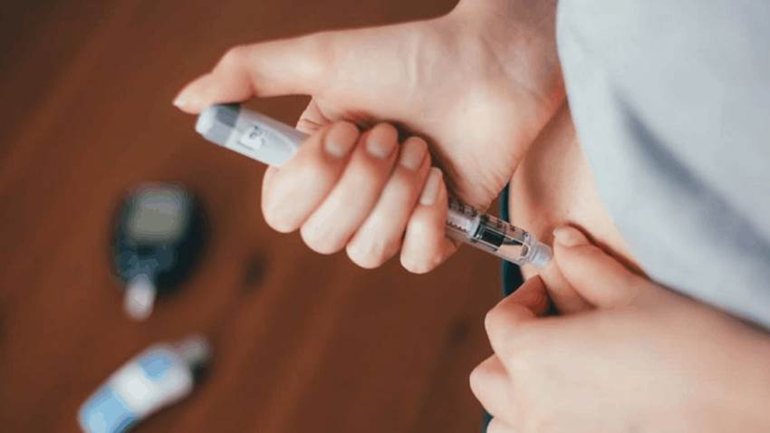 FDA aprueba la primera insulina biosimilar intercambiable