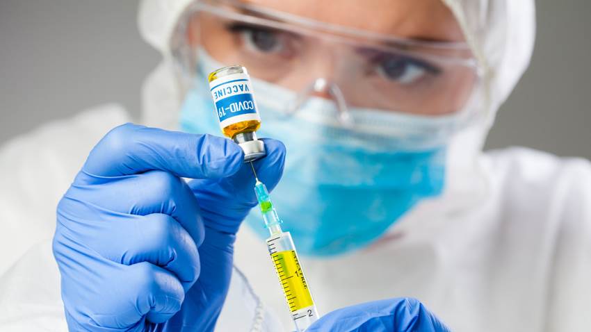 La novedosa terapia que puede salvarle la vida a algunos pacientes graves con covid-19