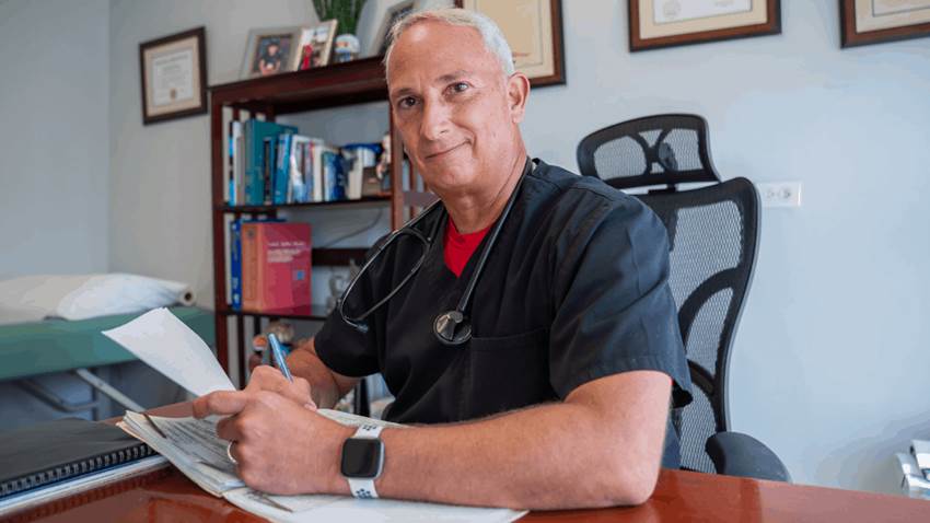 Dr. Bermúdez y la importancia de los sentimientos en la práctica de la medicina