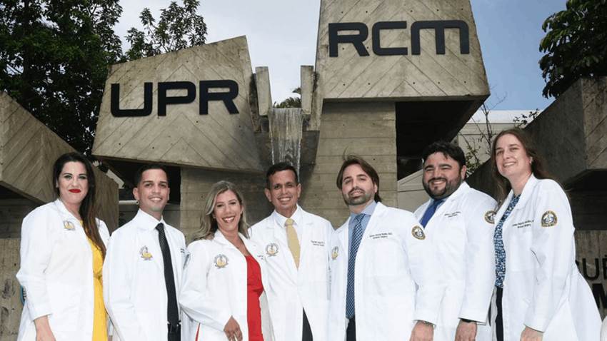 Residentes del programa de cirugía obtienen una tasa de aprobación del 100% en el Board