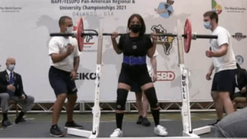 Melissa Natal, paciente con Esclerosis Múltiple ganó medalla de plata en Panamericano de Powerlifting