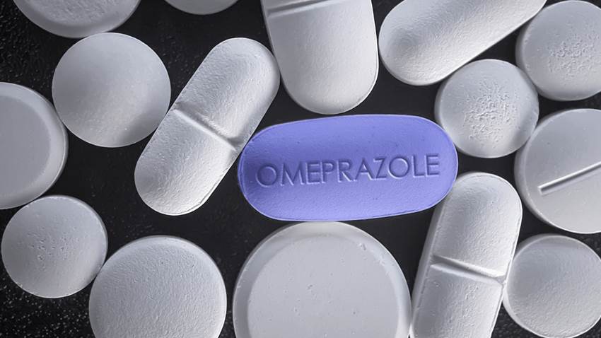 Consumo de Omeprazol causa disfunción eréctil profunda en joven sano
