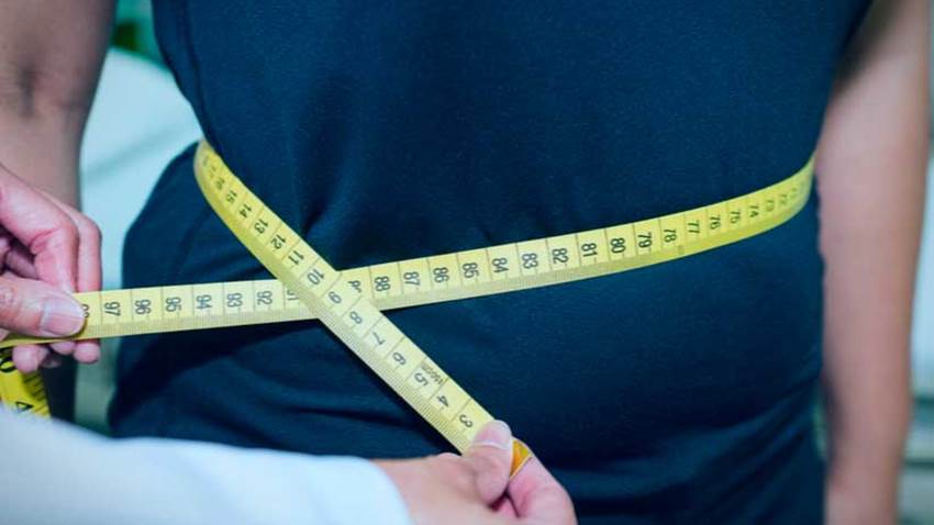 Obesidad podría disminuir efectividad de la vacuna contra el COVID-19