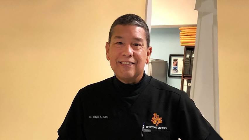 Infectólogo Miguel Colón “no haría otra cosa que ser no fuera ser médico”