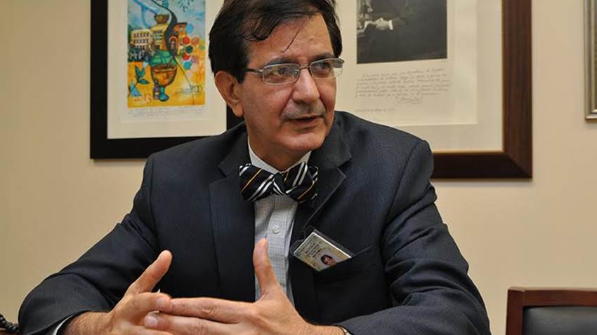 “Tenemos alrededor de mil personas infectándose diariamente con COVID19”, según el Dr. José Rodríguez