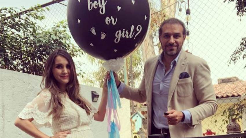 Dulce María y Paco Álvarez le dan la bienvenida a su primera hija juntos