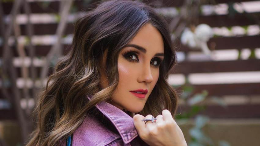 Dulce María y la tierna foto de su bebé tras días de convertirse en mamá