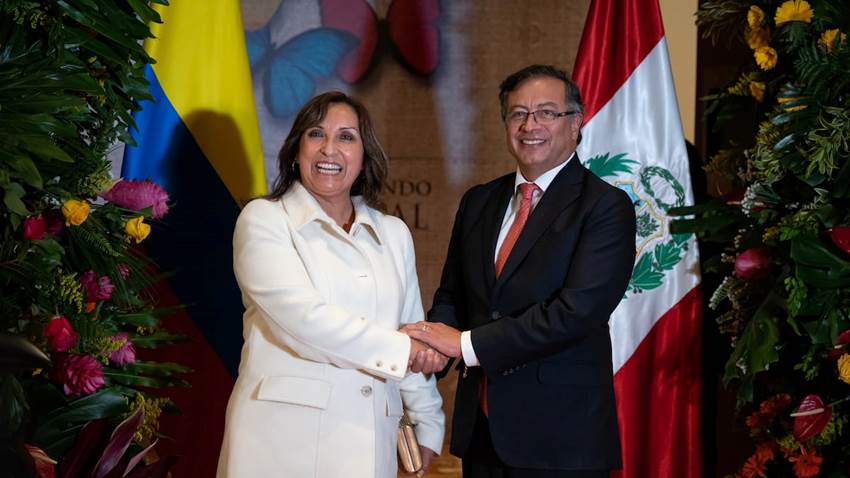 Colombia acusa a Perú de “apropiarse” de una isla en el Río Amazonas