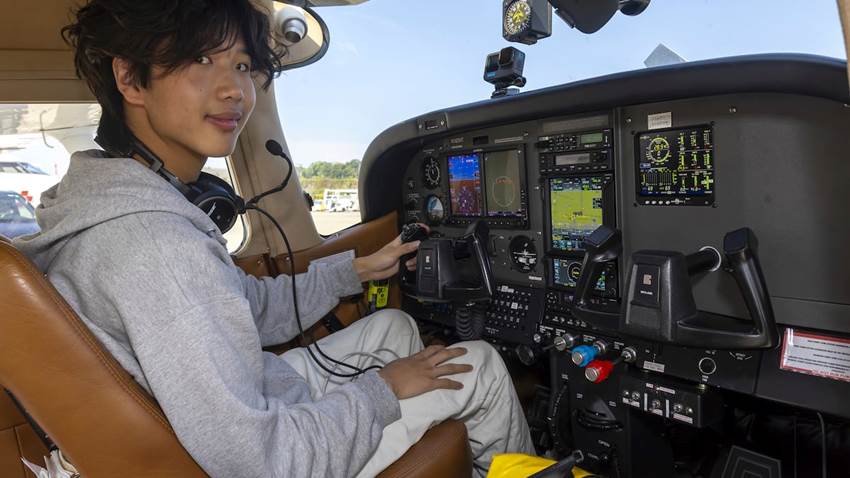 Varado 45 días en la Antártida: el aterrizaje sin permiso de un joven piloto estadounidense termina con una millonaria sanción en Chile
