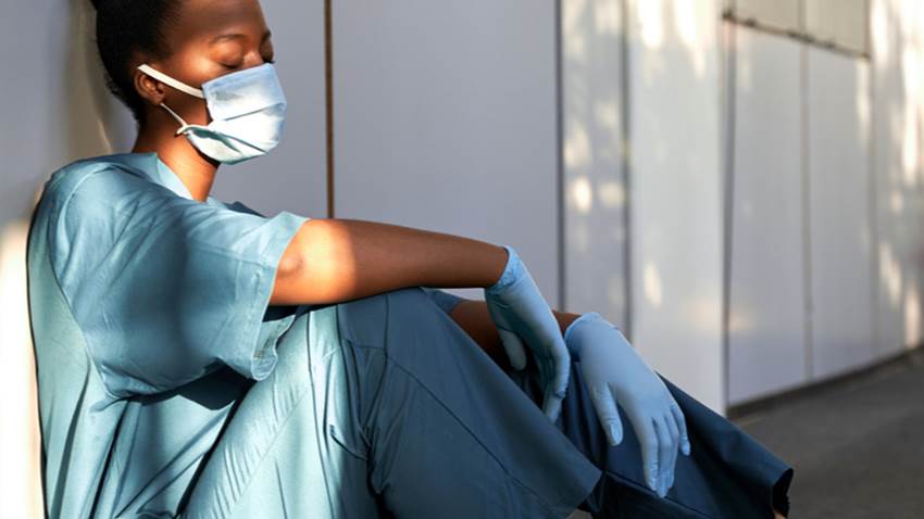 Más de 920 enfermeros se han contagiado con COVID-19 en 9 meses