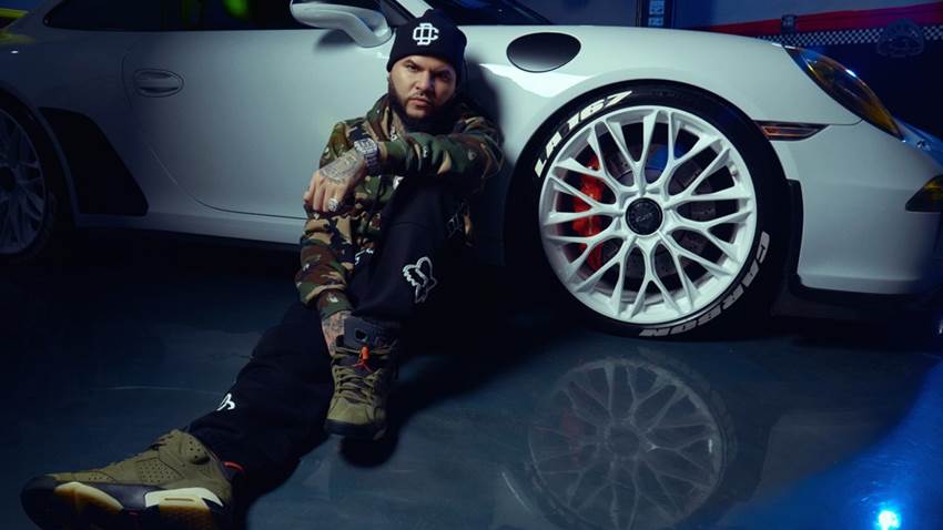 Farruko habla sobre sus nuevos dos sencillos y revela cómo es trabajar con Myke Towers y El Alfa