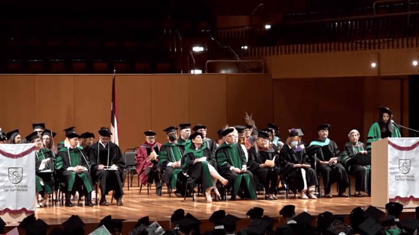 Decanos vislumbran un futuro brillante para los profesionales de la Escuela de Medicina San Juan Bautista