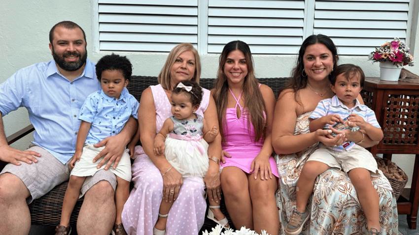 Lourdes Fernández: Madre y líder comprometida en la lucha contra la Esclerosis Múltiple en Puerto Rico