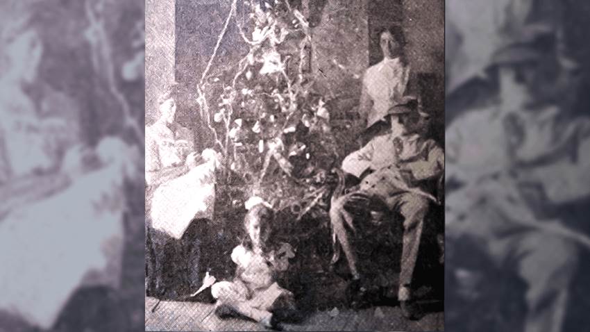 El Dr. Enrique Stahl y el primer árbol de navidad en Puerto Rico