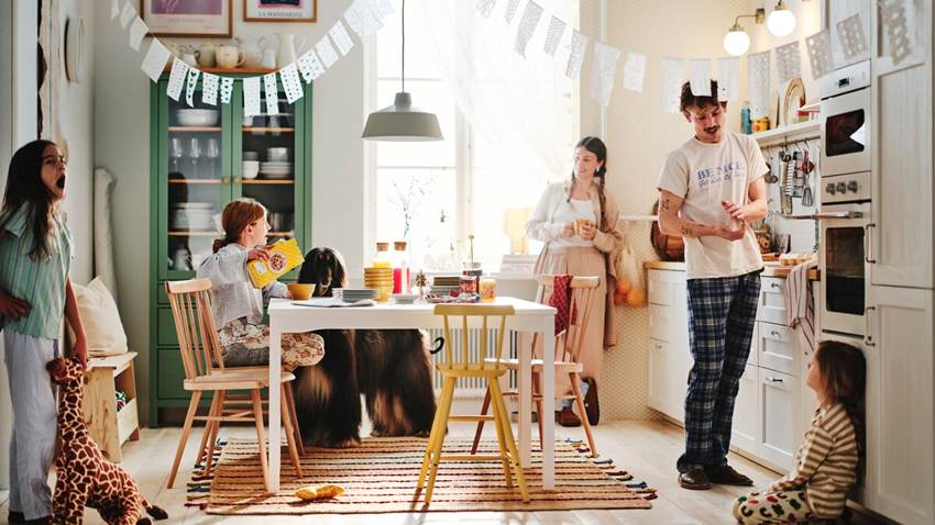 Para quedarse a vivir: cómo la cocina se ha convertido en el corazón de todo lo que se cuece en casa