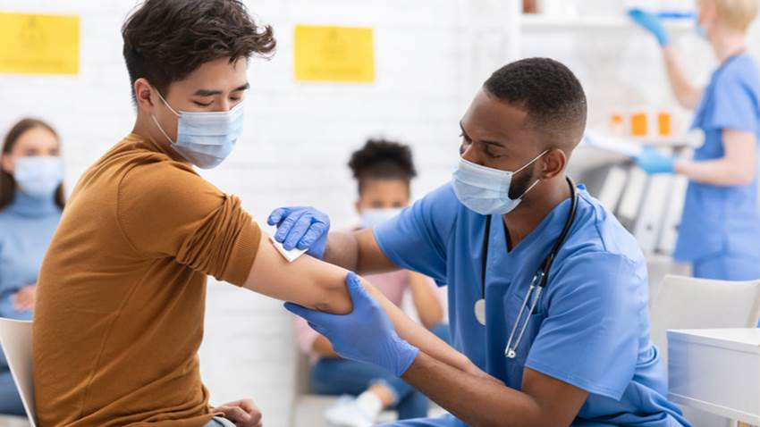 Necesaria la vacunación contra la influenza en pacientes con alergias según CDC