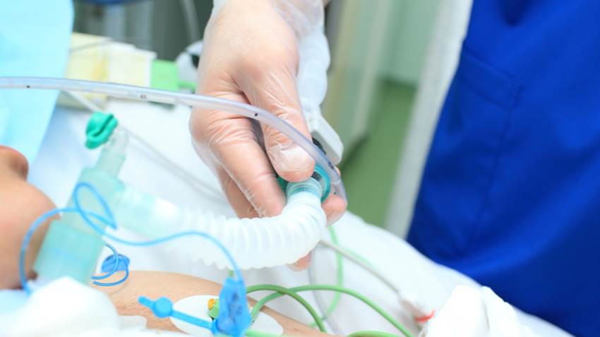 Pacientes críticos por COVID-19 deben enfrentarse al difícil proceso de reaprendizaje