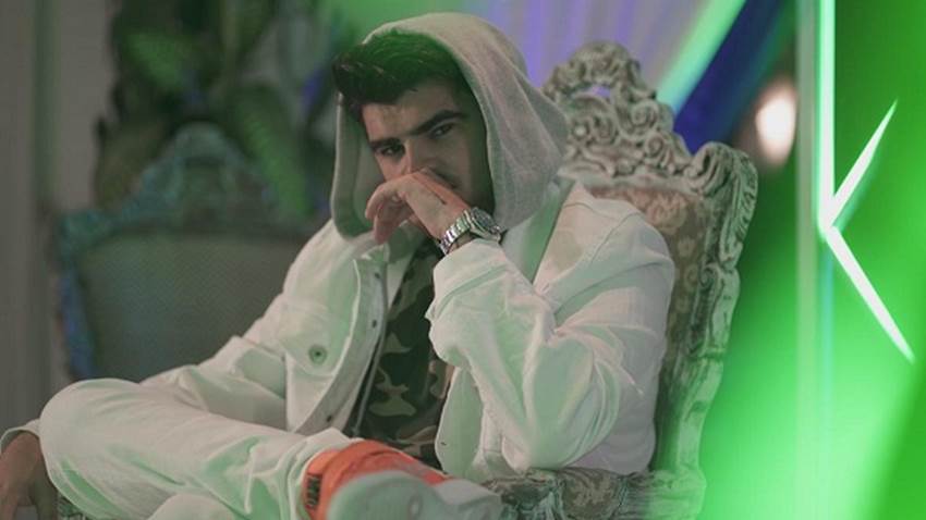 Jonathan Moly le canta a sus ex “No Volveré”