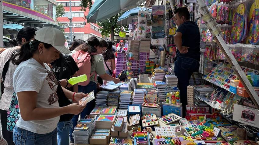 Regreso a clases 2025: listas y precios de los útiles escolares para primaria y secundaria, según Profeco