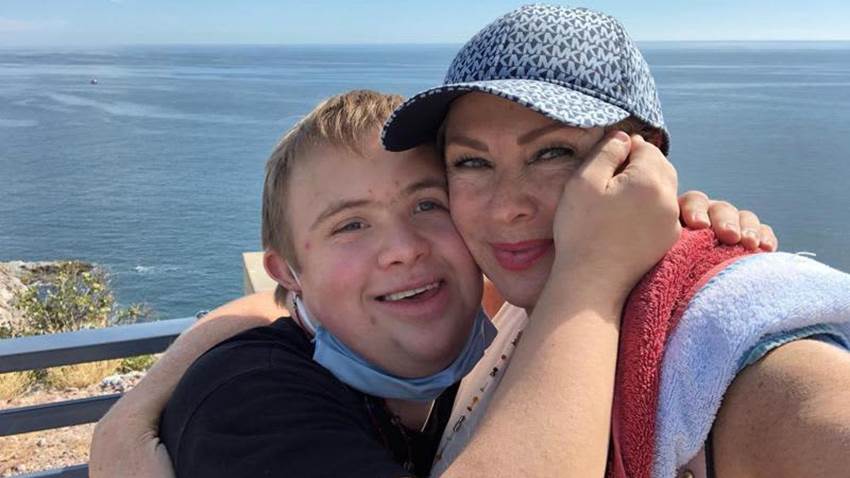 El hijo mayor de Leticia Calderón está por cumplir su sueño de vivir solo