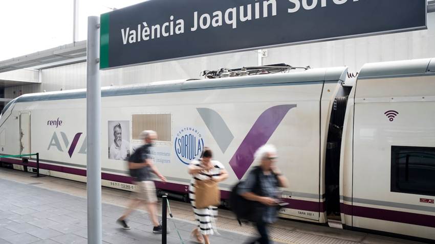 Incidencias abiertas por un maquinista obligan a bajar la velocidad en un tramo de 1,8 kilómetros de la línea Madrid-Valencia