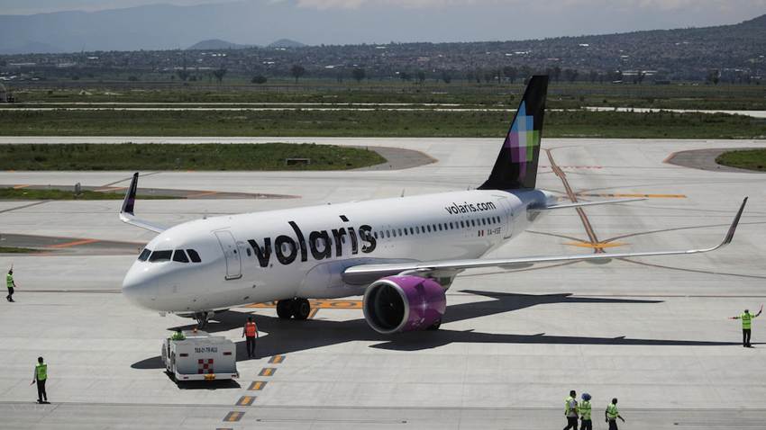 Las aerolíneas mexicanas repudian la cancelación de 13 rutas a EE UU: “La decisión tendrá un impacto en miles de pasajeros en plena temporada vacacional”
