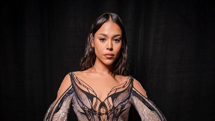 Danna Paola participa en una conferencia de Harvard sobre liderazgo de mujeres latinas