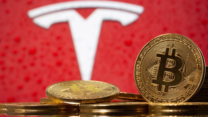 Tesla da marcha atrás y dejará de aceptar pagos con bitcoin