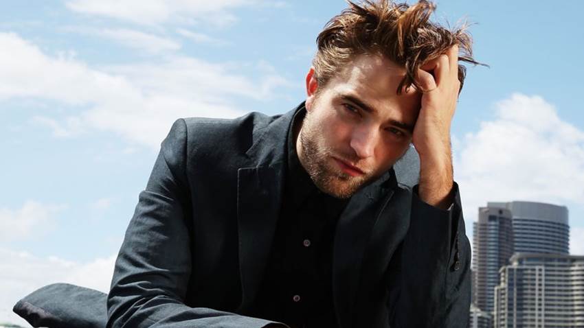 Robert Pattinson usó el traje de murciélago ‘Batman Forever’ de Val Kilmer