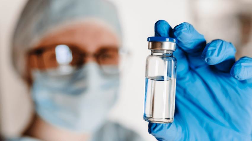 Paciente que desarrolla síndrome postrombótico por vacuna refuerza necesidad de manejo multidisciplinario