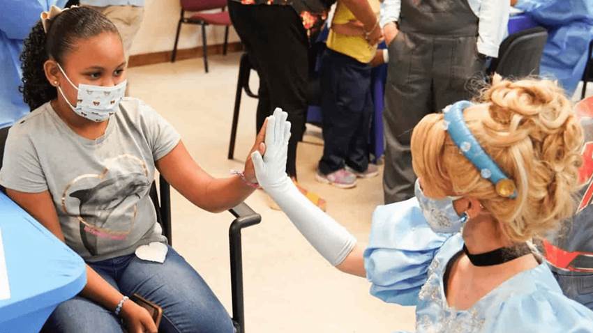 CDC recomienda el refuerzo de la vacuna de Pfizer para menores de 12 a 15 años