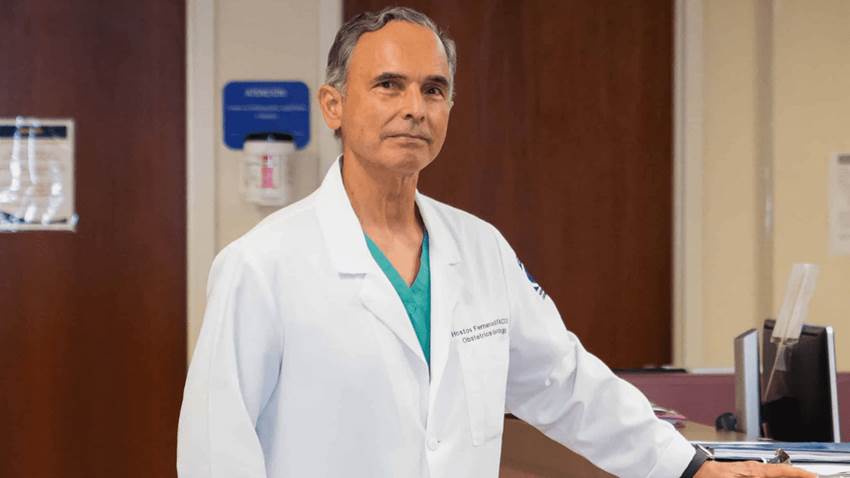 Cólicos menstruales no deben durar más de 72 horas, advierte doctor Fernández